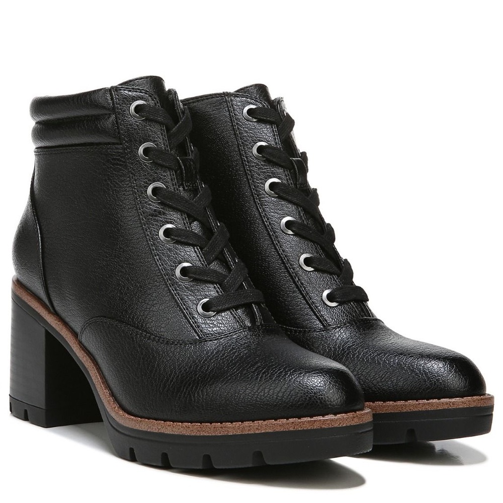 Naturalizer Madalynn 3 Boots Size 8 Water-Repellent Lace Up Soles 3” Heel Fall